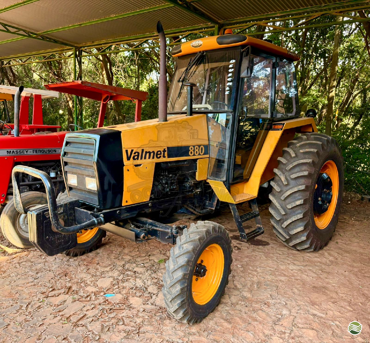 TRATOR VALMET VALMET 880 Tração 4x2 Consulting Agro ITUVERAVA SÃO PAULO SP